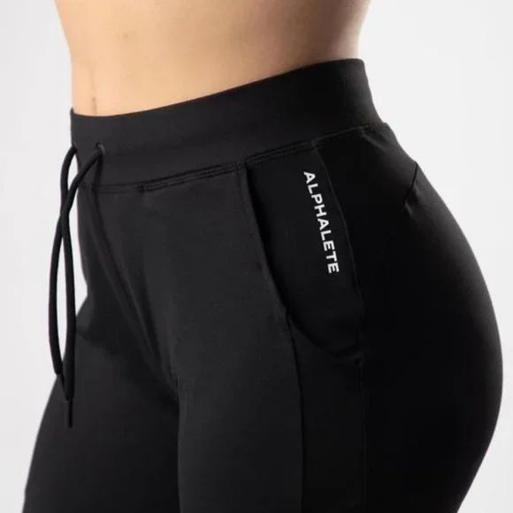 NEW Alphalete Women's PREMIUM V2 JOGGERS BLACK